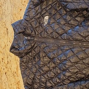 North face puffer jacket